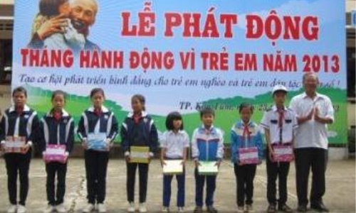 Kon Tum: Phát động Tháng hành động vì trẻ em năm 2013